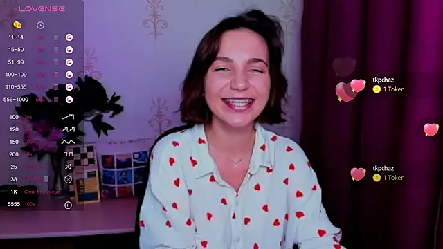 KindHazelHere_ webcam