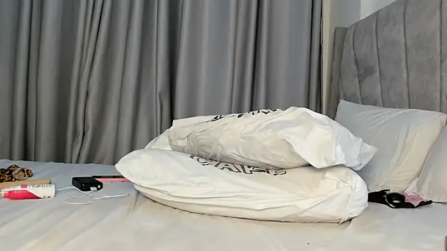thee_sexy_goddess webcam