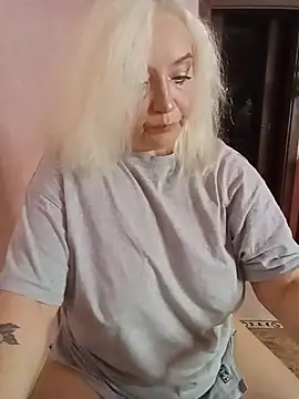 AngelFountains live cam on StripChat