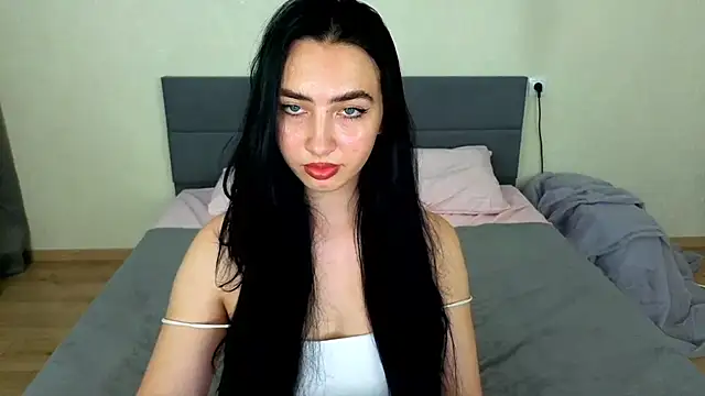 WildKittenX_ live cam on StripChat
