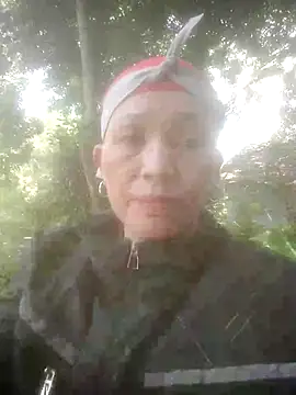 phuonglanlan live cam on StripChat