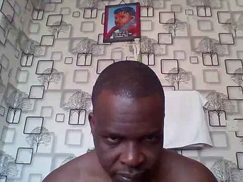 Chumba_001 live cam on StripChat