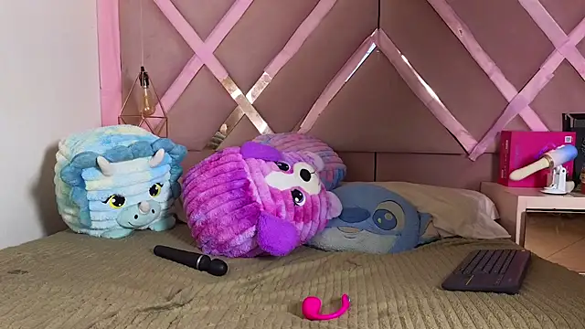 Sophia_moo_ live cam on StripChat