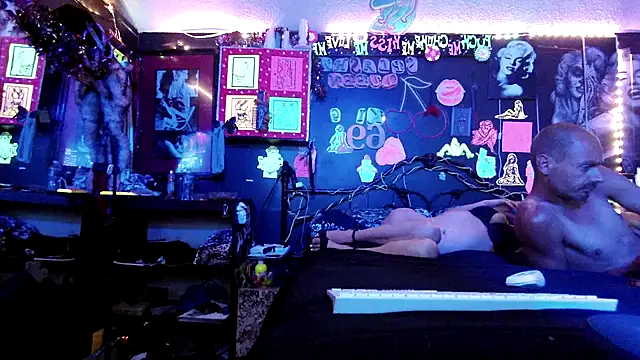 DaddyAndSplashQueen webcam