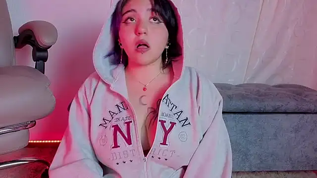 Blueberry_gothic webcam