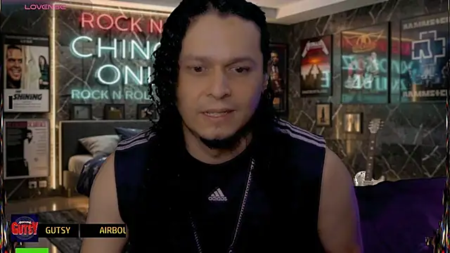 chino_roz webcam