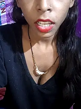 Itz_Aisha__