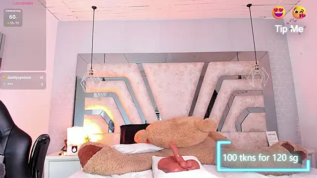 AngelineHeet webcam