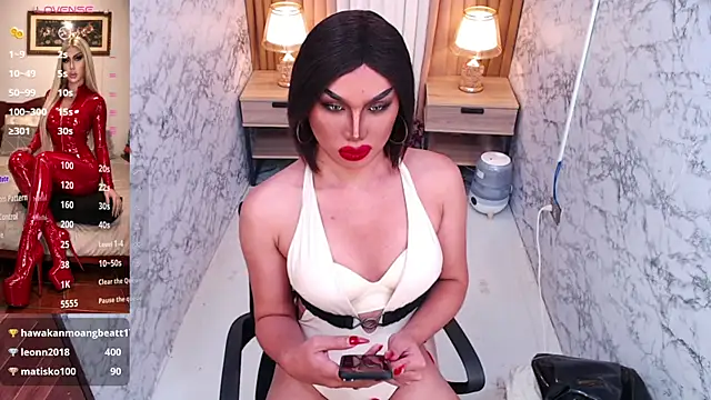 Victorias_DomWorld webcam