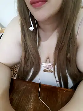 Madam_bezzzoul webcam