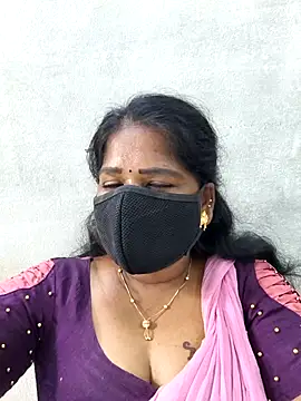 MaaliiiPonuTamil webcam