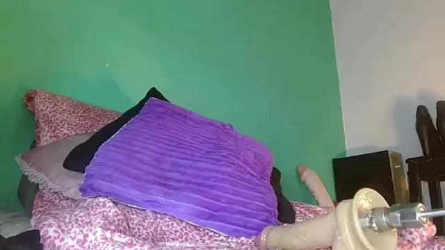 avaleri_cherry webcam