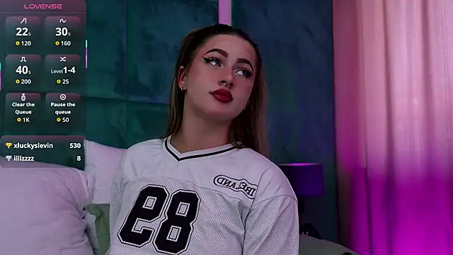 LucyLextonX webcam