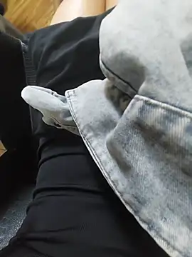 Love-public webcam