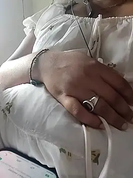 taniya0 🥑 nude cam