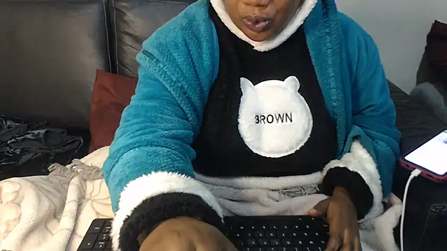 BustyNina41