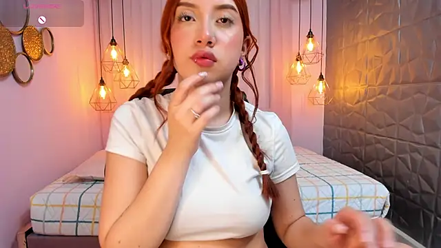Magic_amberr webcam