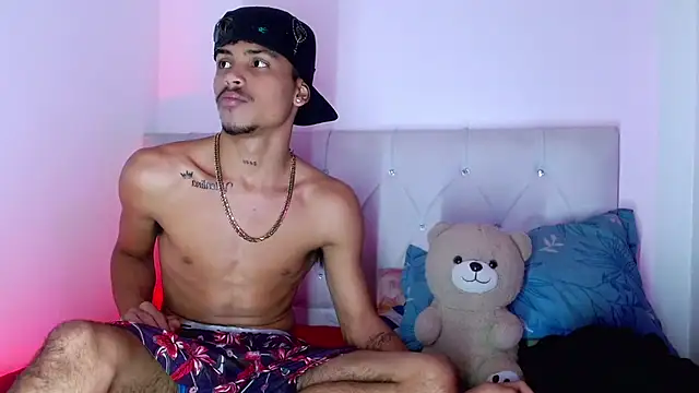 Angel_foxc13 webcam