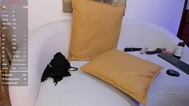 lili_starxoxo webcam