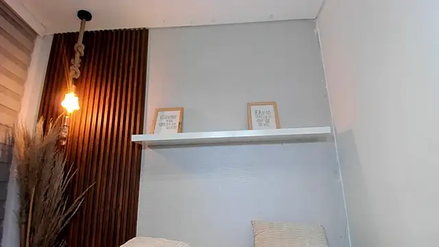 LANA-JONNES webcam