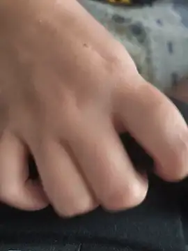 MadaamJizz_DickLewd webcam