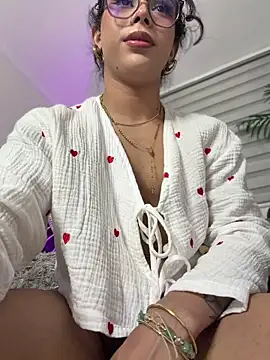 Samantha_Bernardo's live cam