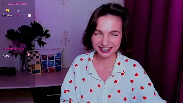 KindHazelHere_ webcam