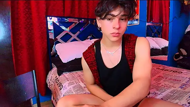 Luke_Howland webcam