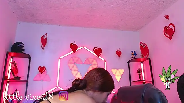littlevixen18 webcam