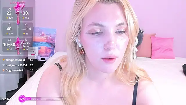 Fluffy_Monica webcam