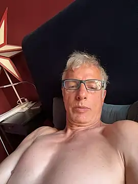 SexyLeon8 webcam