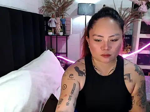 EstellaStarXxx webcam