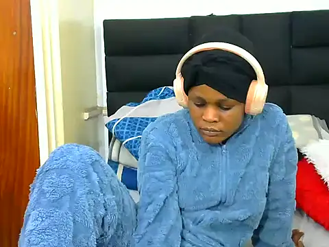 BlondieBitch webcam