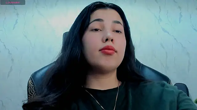 Diara_1an webcam