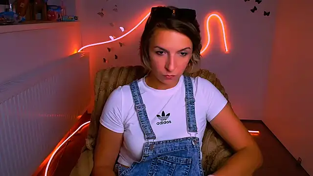 Lana_Foxyy webcam