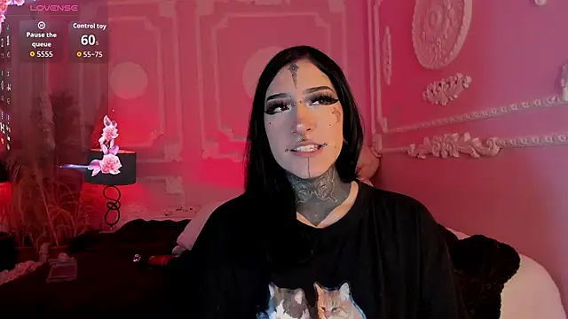 Kat_VonDe webcam