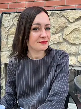GoldenGoddess- webcam