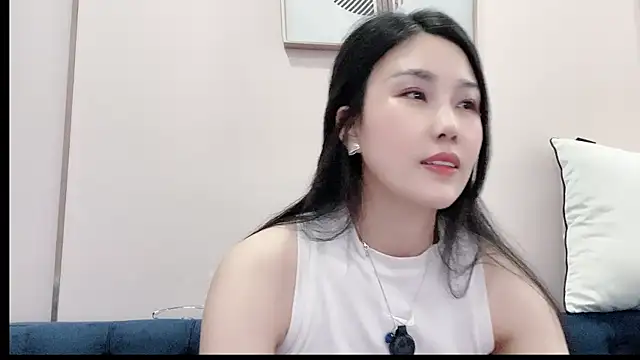 Emma_qiqi