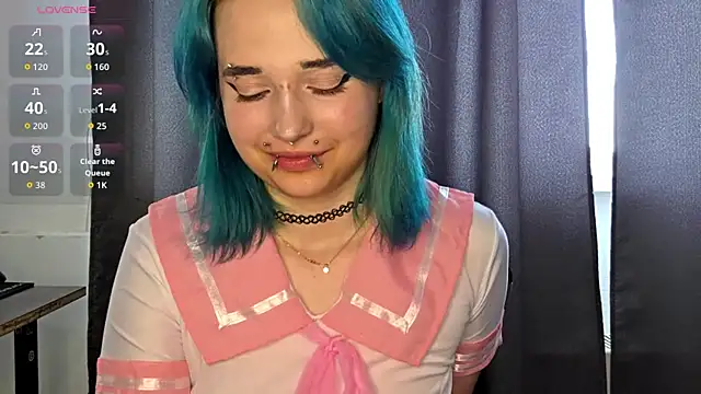 EraMoneyhun webcam