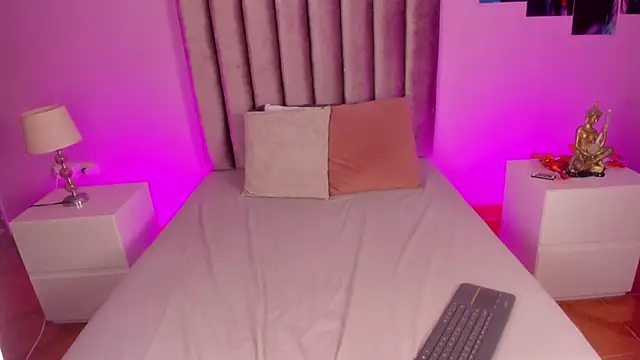 Nhicolas_Salazar webcam