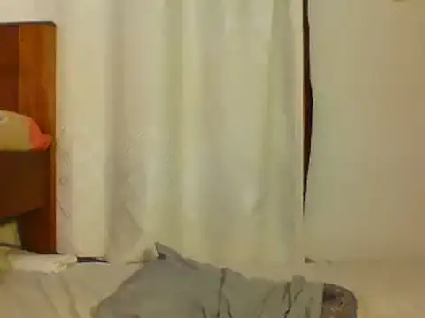 Goldy_petite webcam