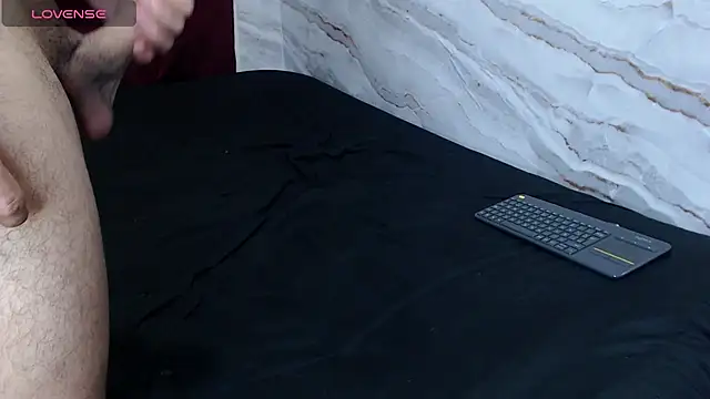 Kevin-Explosivo777 webcam