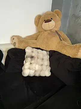 MaiaGold69 webcam