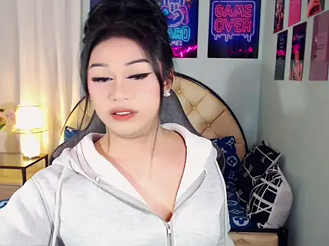 SexxyTsLoverr webcam
