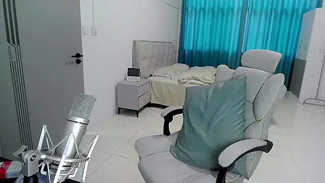KPL-11's room