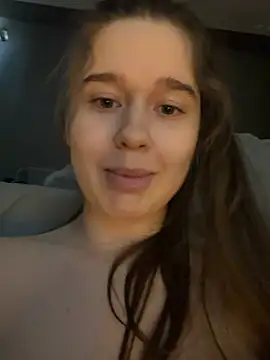 HornyGirlH 🤽 live naked webcam