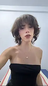 Carlita_cute's live cam