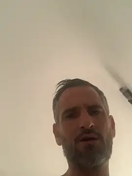 mika13113 webcam