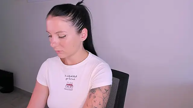 Elle_Pearl_ webcam