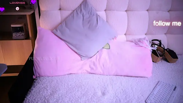 Pussylovekate webcam